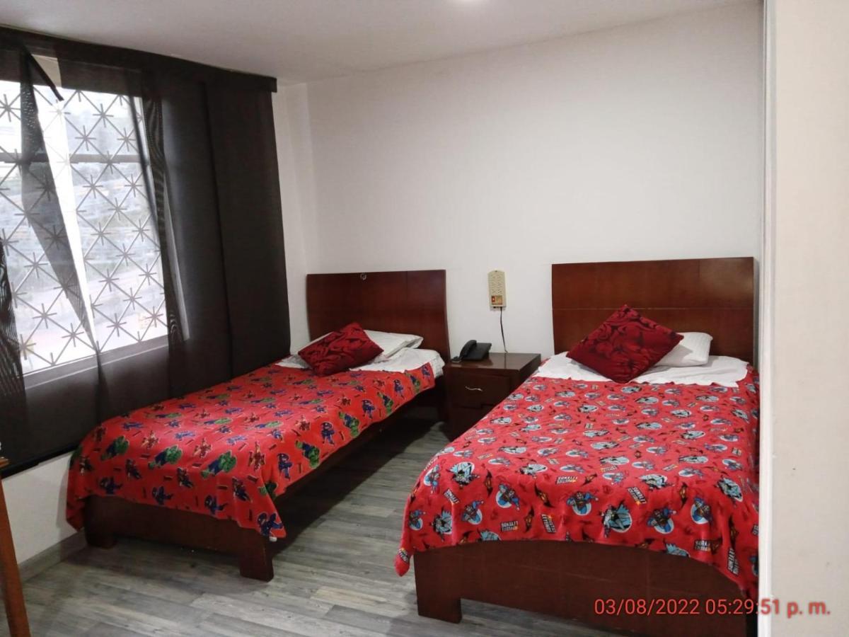Hotel Comic City โบโกตา ภายนอก รูปภาพ