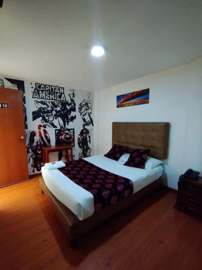 Hotel Comic City โบโกตา ภายนอก รูปภาพ