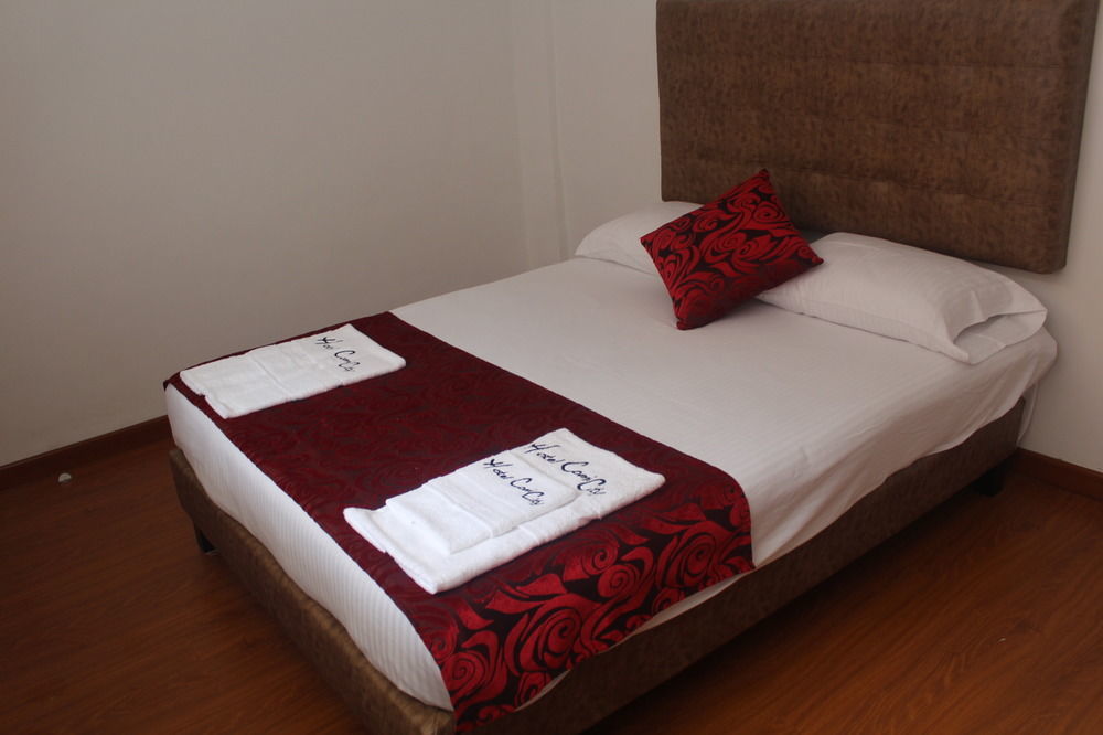 Hotel Comic City โบโกตา ภายนอก รูปภาพ
